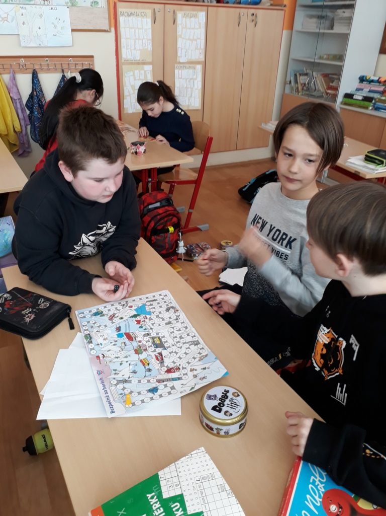 DEnDeskovychHer_23-e1647951100415.jpg