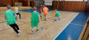 florbal22krouzek_2.jpg